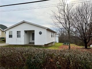 Foreclosed Home - 331 WOODVUE LN, 43953