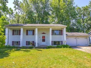 Foreclosed Home - 1278 SPRUCE TREE LN, 44001