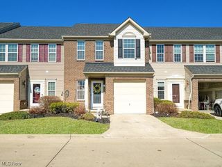 Foreclosed Home - 114 RIVER ROCK WAY, 44017
