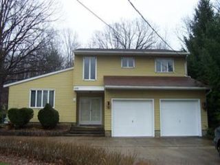 Foreclosed Home - 600 BELL RD, 44022