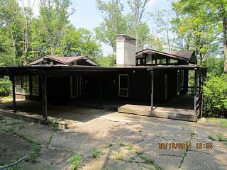 Foreclosed Home - 80 GREENTREE RD, 44022