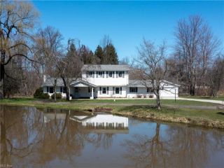 Foreclosed Home - 1187 SHEERBROOK DR, 44022