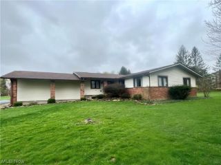 Foreclosed Home - 13925 CHARDON WINDSOR RD, 44024