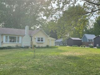 Foreclosed Home - 1328 LAKE RD, 44030