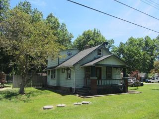 Foreclosed Home - 244 Oakwood St, 44035