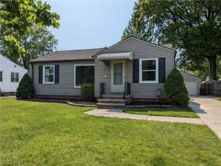 Foreclosed Home - 340 BEEBE AVE, 44035
