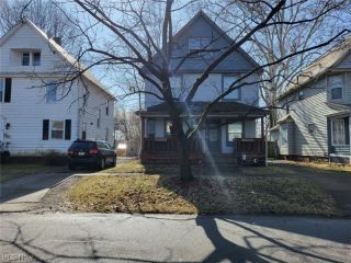 Foreclosed Home - 261 HARRISON ST, 44035