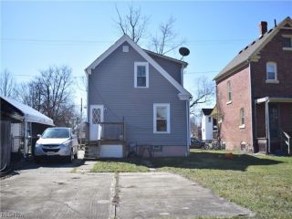 Foreclosed Home - 148 BELL AVE, 44035
