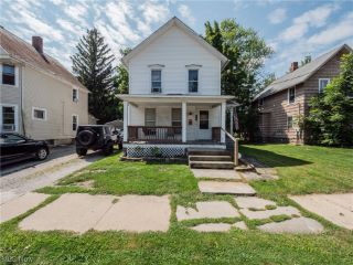 Foreclosed Home - 1107 MIDDLE AVE, 44035