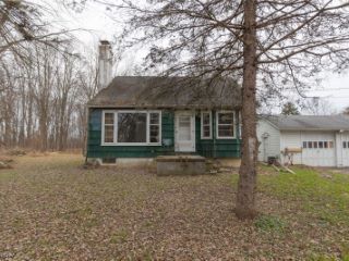 Foreclosed Home - 7736 ROOT RD, 44039