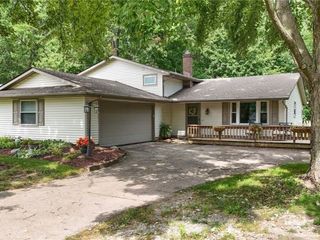 Foreclosed Home - 34092 GINA DR, 44039