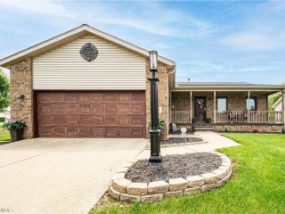 Foreclosed Home - 796 RED OAK LN, 44041