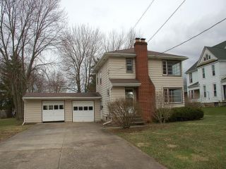 Foreclosed Home - 1133 Elm St, 44044