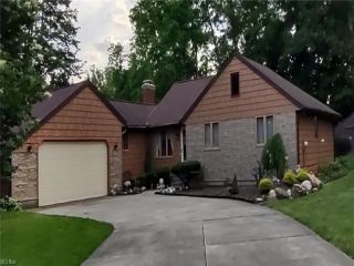 Foreclosed Home - 9 APRIL HILL DR, 44044