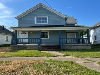 Foreclosed Home - 802 W 10TH ST # 804, 44052