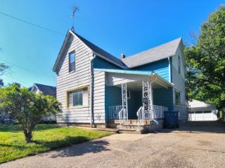 Foreclosed Home - 1426 W 19TH ST, 44052