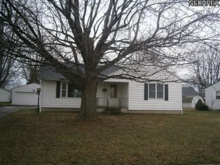 Foreclosed Home - 1300 W 34TH ST, 44053