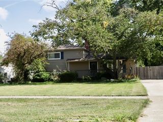 Foreclosed Home - 709 WEST DR, 44054