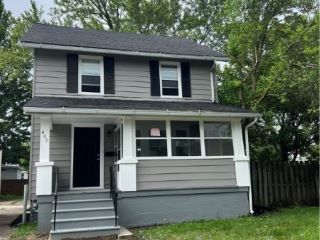 Foreclosed Home - 407 W 32ND ST, 44055