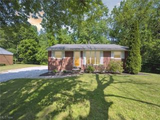 Foreclosed Home - 42 HYDER DR, 44057