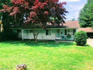 Foreclosed Home - 6204 CAMPBELL RD, 44060