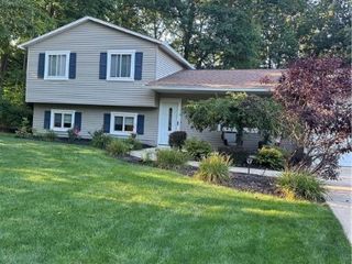 Foreclosed Home - List 100880015