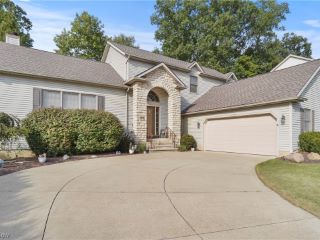 Foreclosed Home - 693 TIMBERCREEK RD, 44067