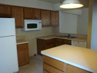 Foreclosed Home - 5570 BARTON RD UNIT 404, 44070