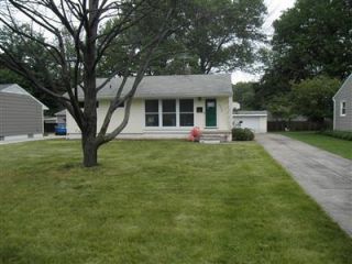 Foreclosed Home - 23376 OLMSTED DR, 44070