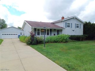 Foreclosed Home - 24971 FAWN DR, 44070