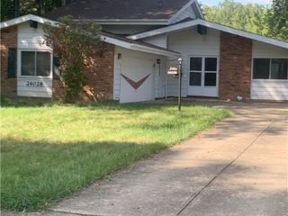 Foreclosed Home - 24028 FAIRLAWN DR, 44070