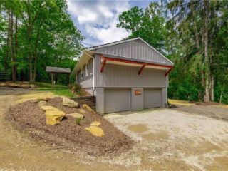 Foreclosed Home - 7142 KINSMAN RD, 44072