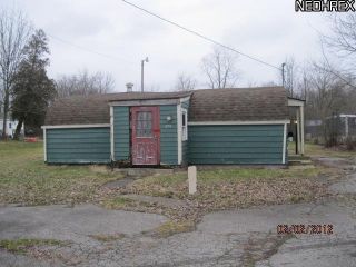 Foreclosed Home - 373 S MAIN ST, 44074