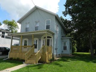 Foreclosed Home - 147 N PLEASANT ST, 44074