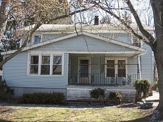 Foreclosed Home - 42 N MAPLE ST, 44076