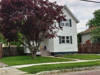 Foreclosed Home - 409 S SAINT CLAIR ST, 44077