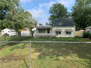 Foreclosed Home - 868 MAPLEWOOD AVE, 44077
