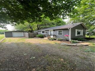 Foreclosed Home - 4113 STATE RD, 44089