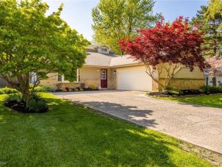Foreclosed Home - 1300 ROLLING MEADOWS DR, 44089