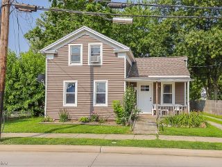 Foreclosed Home - 109 BARKER ST, 44090