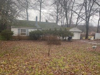 Foreclosed Home - 7735 EISENHOWER DR, 44094