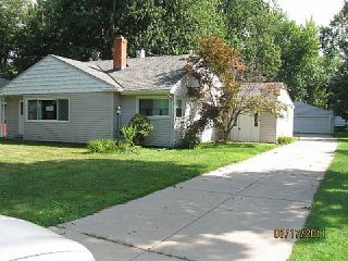 Foreclosed Home - 40 SHAWONDASSEE DR, 44095