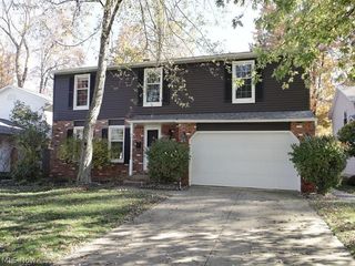 Foreclosed Home - 439 RIVERDALE DR, 44095