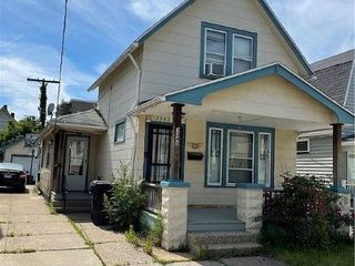 Foreclosed Home - 1342 W 67TH ST, 44102