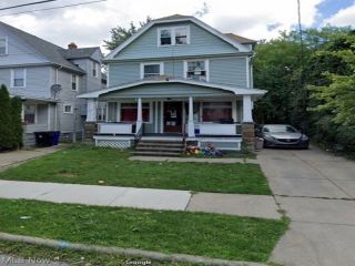 Foreclosed Home - 3221 W 88TH ST, 44102