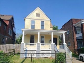 Foreclosed Home - 2054 W 98TH ST, 44102