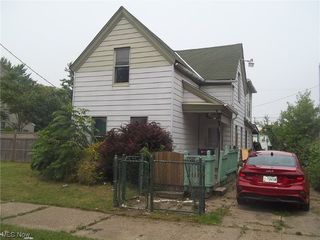 Foreclosed Home - 7806 LAWN AVE, 44102