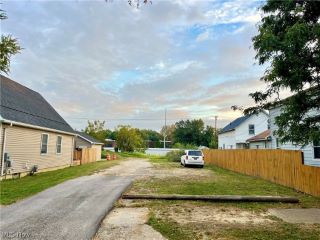 Foreclosed Home - 4501 FENWICK AVE, 44102