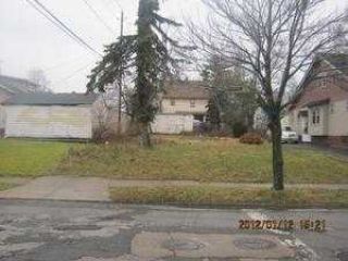 Foreclosed Home - 14001 REXWOOD AVE, 44105