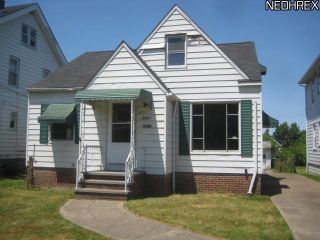 Foreclosed Home - 9001 JEFFRIES AVE, 44105